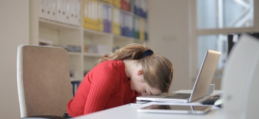 Мікросон: Практичні поради для тих, хто не висипається